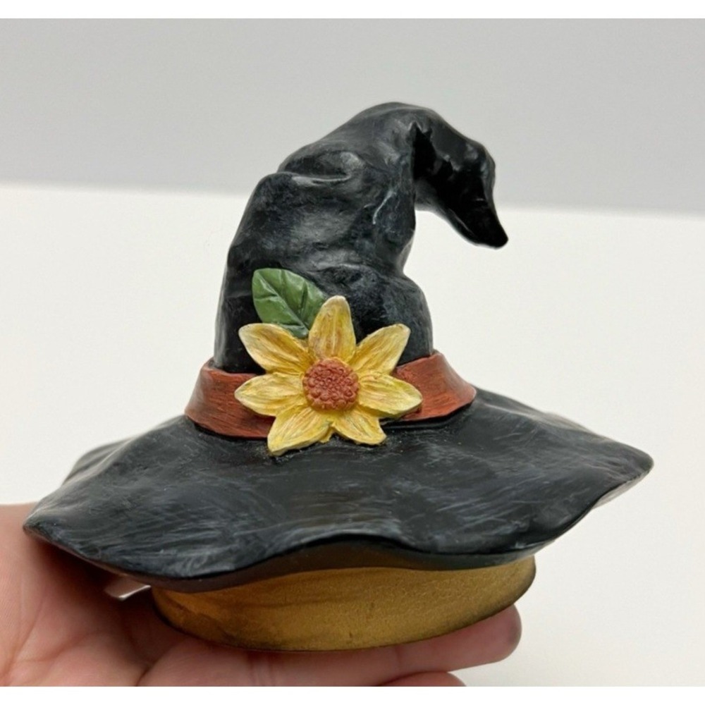 Kathy Hatch Witch Hat Candle Topper Base Feet Halloween 2001 Vintage Tag - Picture 4 of 9
